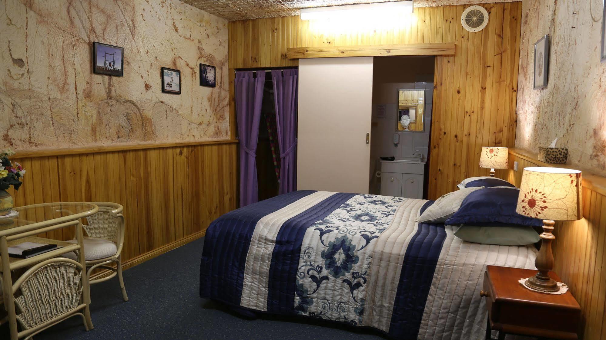 Coober Pedy Experience Motel Exteriör bild