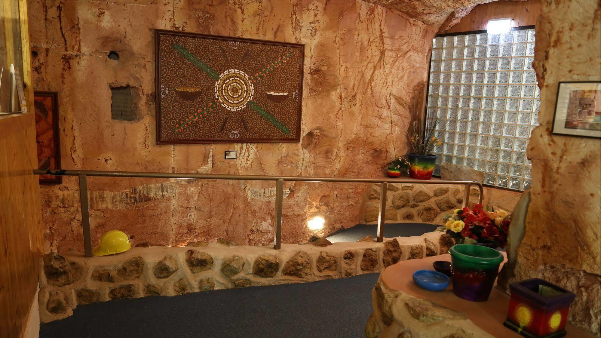 Coober Pedy Experience Motel Exteriör bild